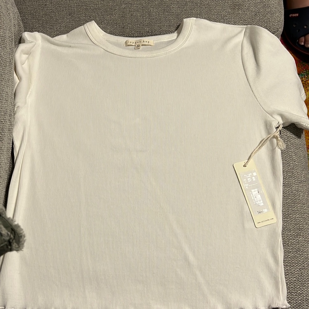 NWT white crop top XL